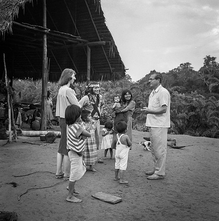 Chief Tariri & Lorie Anderson